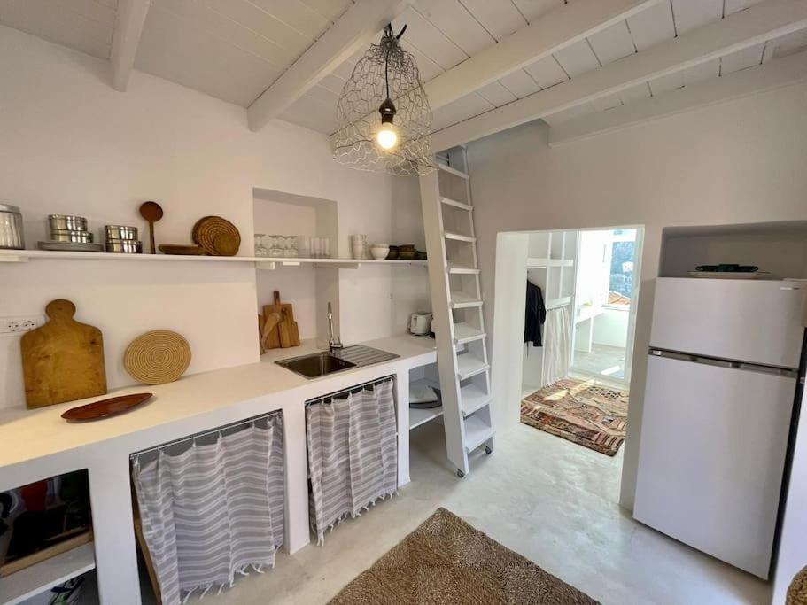 Maison Avec Terrasses Et Vues Simi Zewnętrze zdjęcie