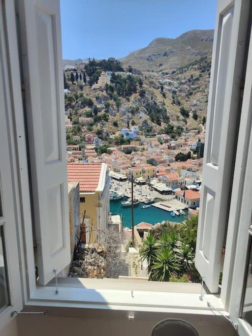 Maison Avec Terrasses Et Vues Simi Zewnętrze zdjęcie